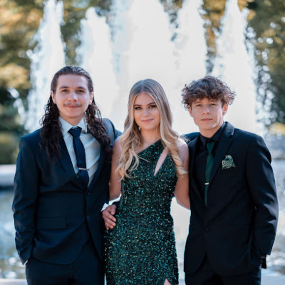 Meet your Posher, Marcus - Picture 1 of 2